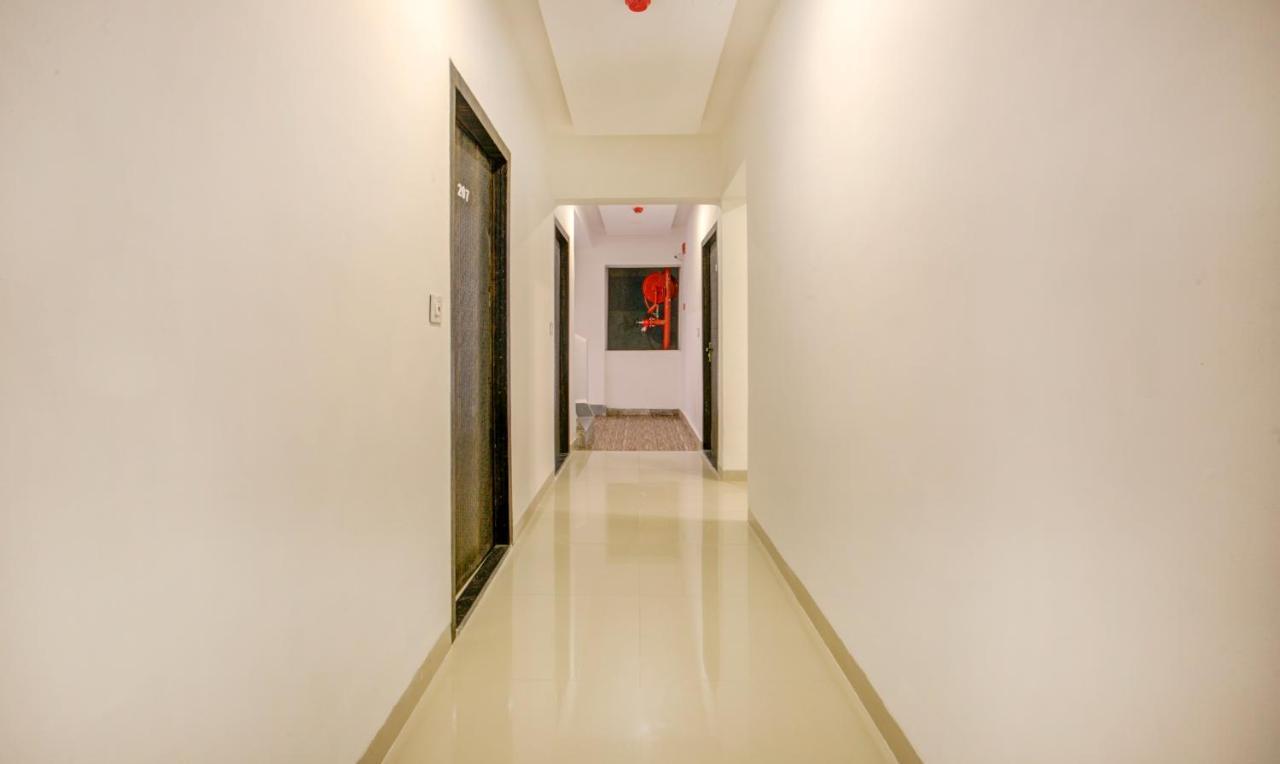 Treebo Kings Inn Vashi نافي مومباي المظهر الخارجي الصورة