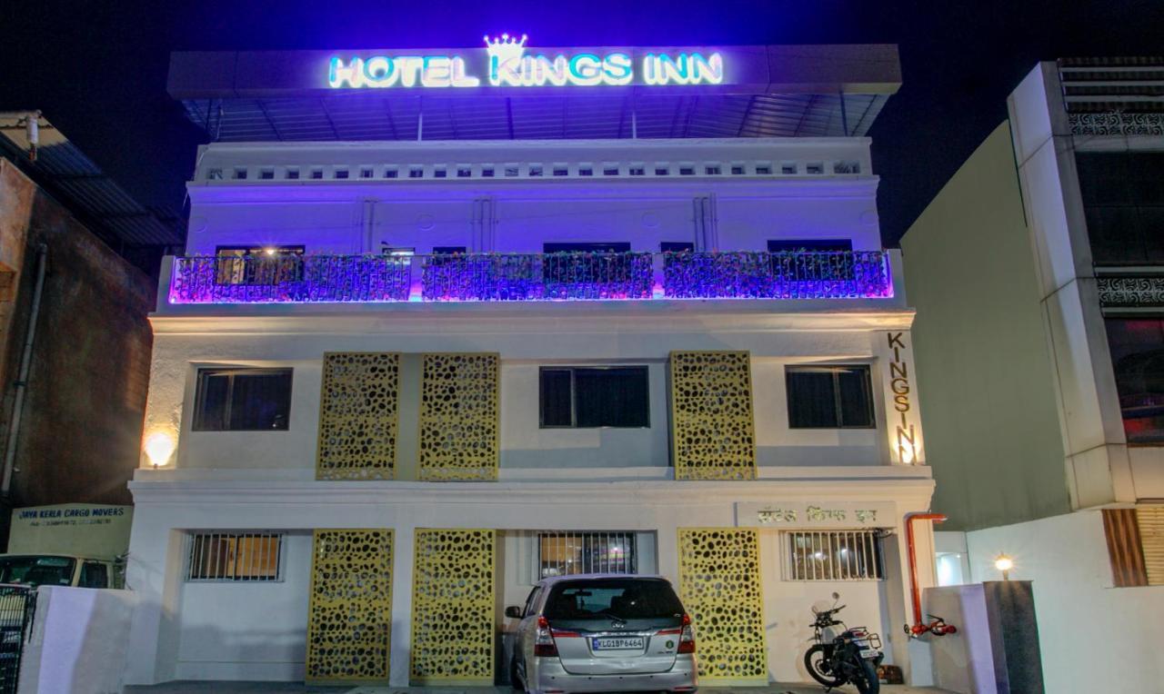 Treebo Kings Inn Vashi نافي مومباي المظهر الخارجي الصورة